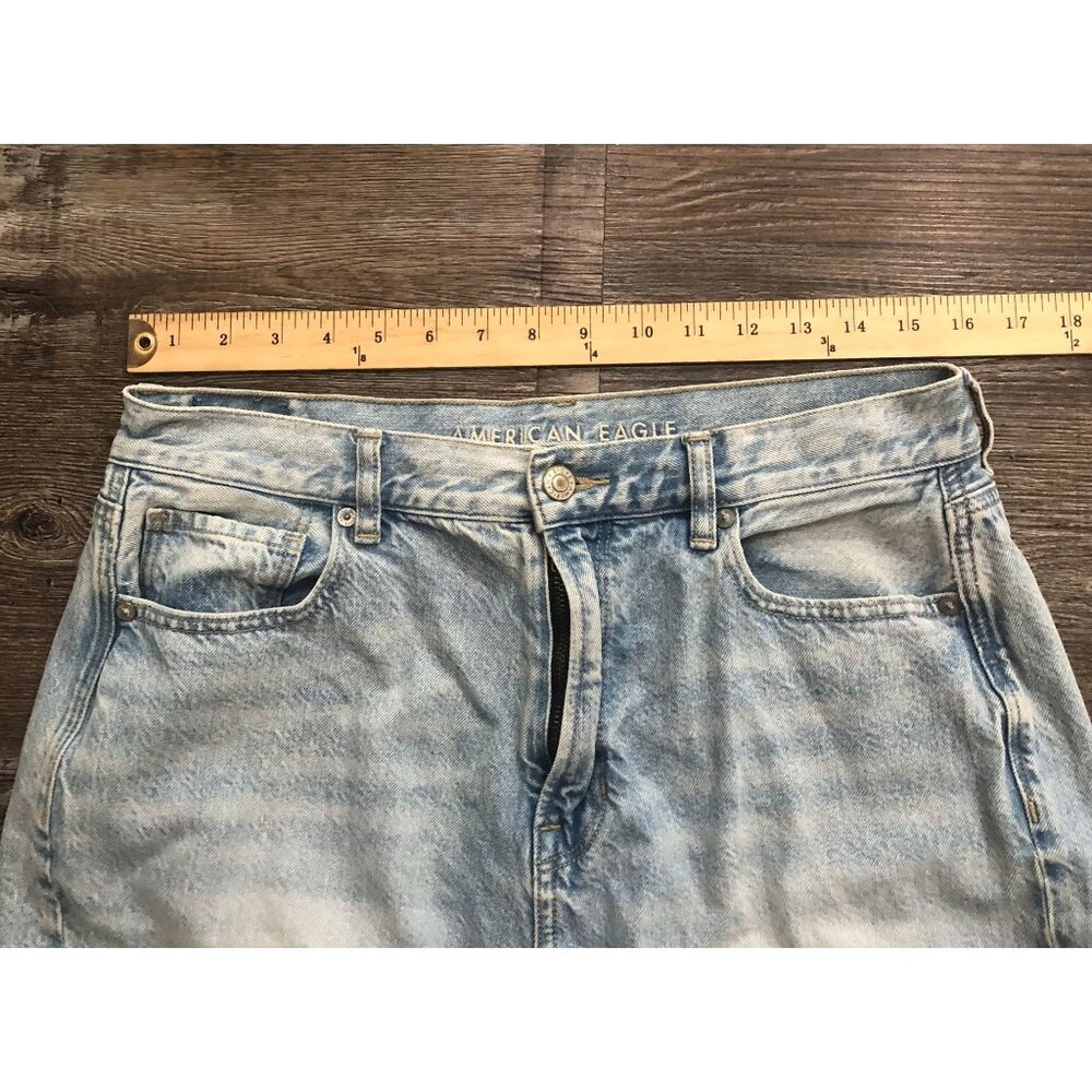 American Eagle Womens 10 Regular Distressed Mom Jeans New without Tags - Picture 6 of 8